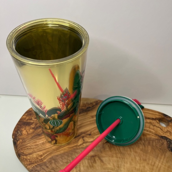 Starbucks RARE Christmas Reindeer Tumbler Gold Green 2024 Topper Straw 24 oz NWT - Picture 14 of 16